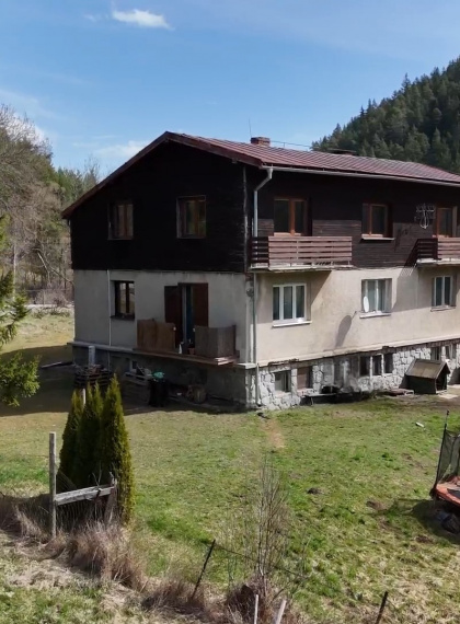 4 - IZBOVÝ BYT + GARÁŽ - ŠTRBA / HLAVNÁ