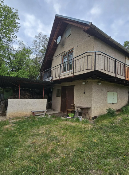 CHATA SO ZÁHRADOU-HRUŠOV