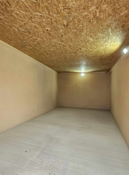 MOLDAVA NAD BODVOU - GARÁŽ